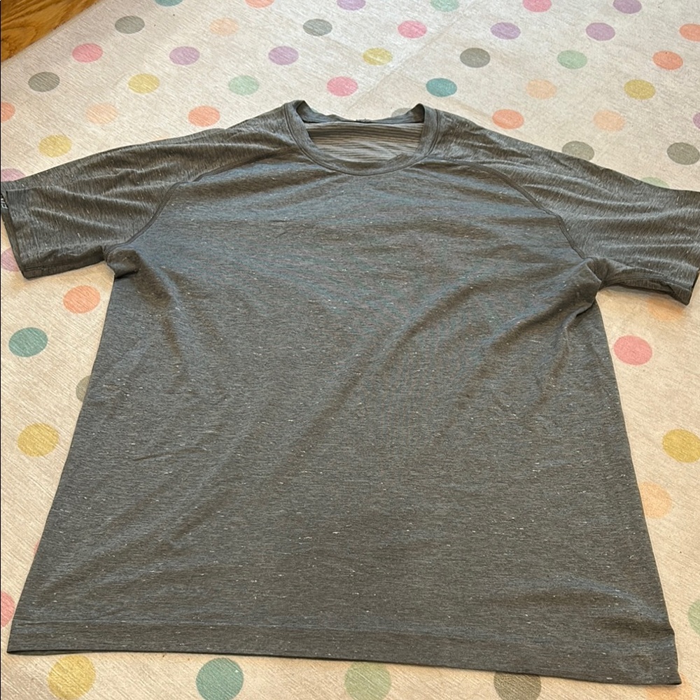 Men's Gray T-Shirt